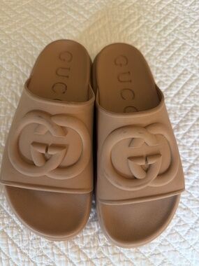Gucci slide
